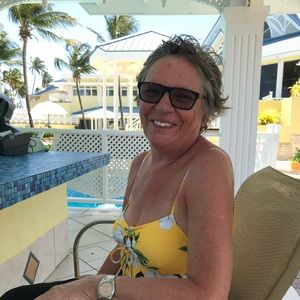 Meet your Posher, Rita